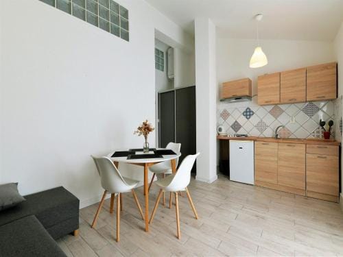 Apartments Helena - Superior One bedroom apartment with Balcony and Sea View - A2 Hotel in Murter