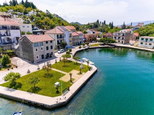 Apartments Ema-Two Bedroom Apartment with Sea View  Perla Hotel in Dubrovnik-Neretva County