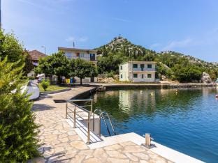 Apartments Ema - Studio Apartment with Sea View Hotel in Dubrovnik-Neretva County