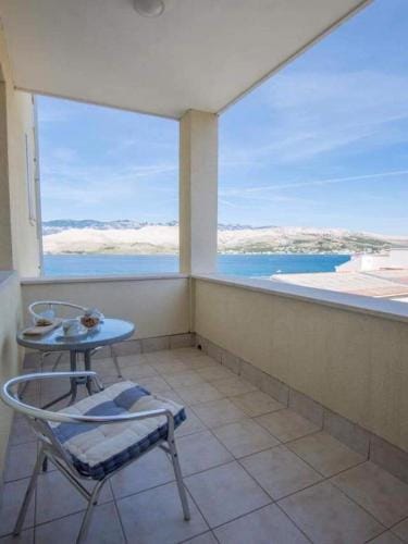 Apartment La Eva Pag - One Bedroom Apartment with Balcony and Sea view Hotel in Zadar County