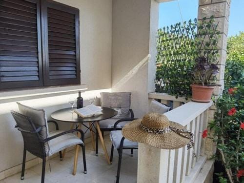 Apartment Tina - One Bedroom Apartment with Terrace Hotel in Dubrovnik-Neretva County