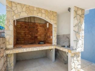 Apartments Paola - Two Bedroom Apartment with Terrace and Sea view Hotel in Lika-Senj County