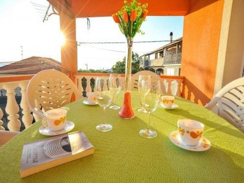 Apartment Spalato - Three Bedroom Apartment with Terrace Hotel in Šibenik-Knin County, Croatia