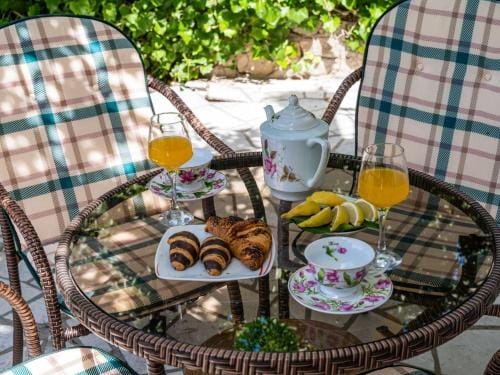 Apartments  Rooms Mara  Petrunjela - One Bedroom Apartment with Garden Hotel in Cavtat