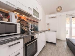 Apartments Maza - One Bedroom Apartment with Balcony  Angela Hotel in Zadar