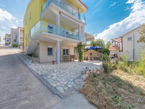 Apartments Lilly - Two Bedroom Apartment with Terrace and Sea View Hotel in Šibenik-Knin County, Croatia