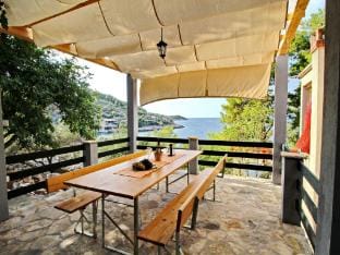 Apartments Sunset - Two Bedroom Apartment with Terrace and Sea View Hotel in Dubrovnik-Neretva County