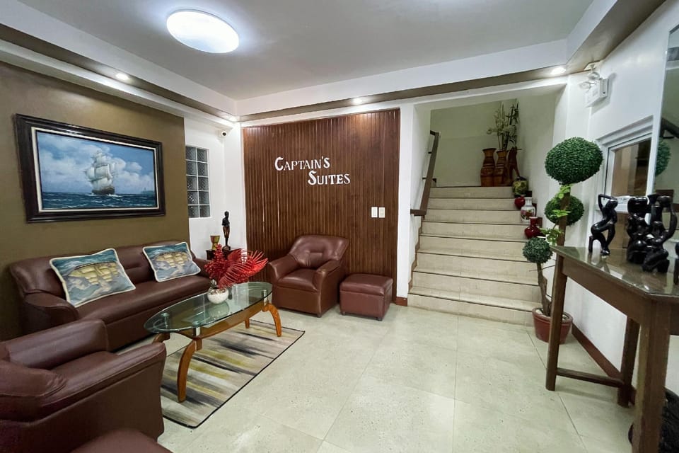Captains Suites Albay Hotel in Bicol