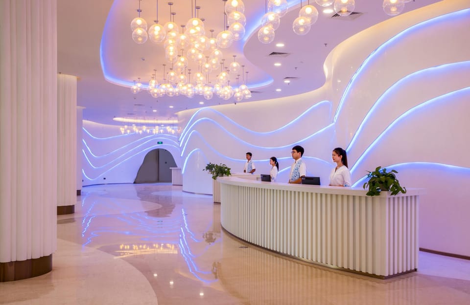 Beluga Sanya Discovery Ocean World Hotel in Sanya
