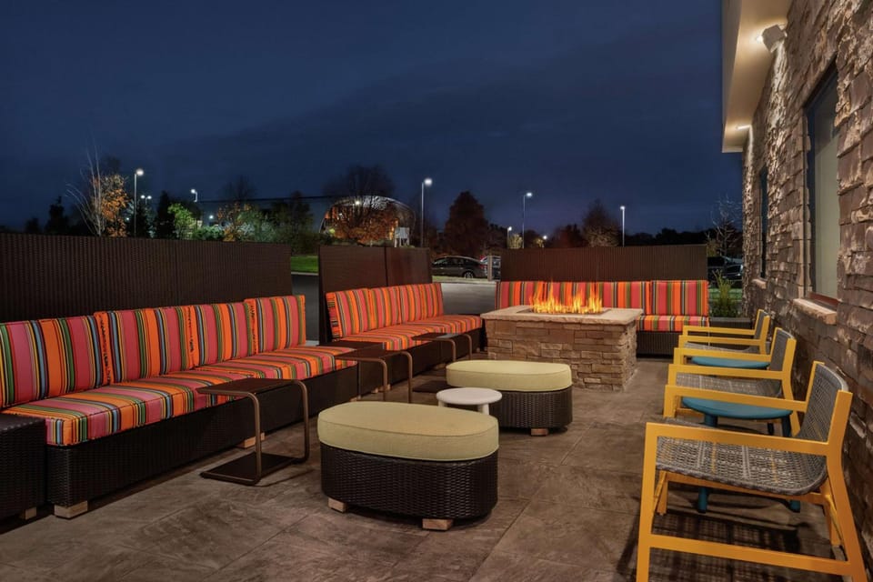 Home2 Suites by Hilton Warminster Horsham Hotel in Jersey Shore
