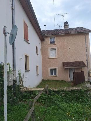 la vie est belle. Hotel in Auvergne-Rhône-Alpes