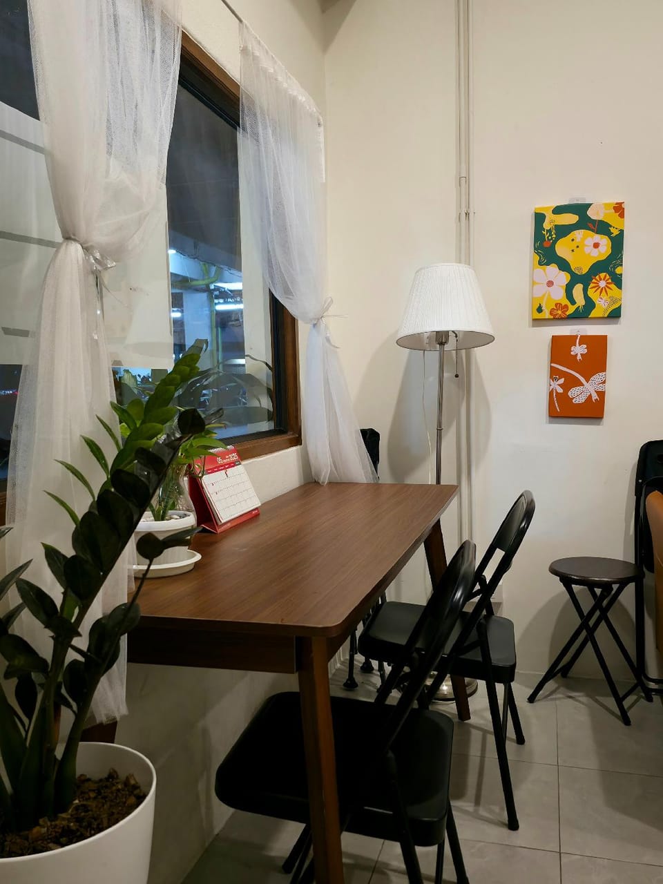 Round The Clock Hostel Hotel in Bangkok