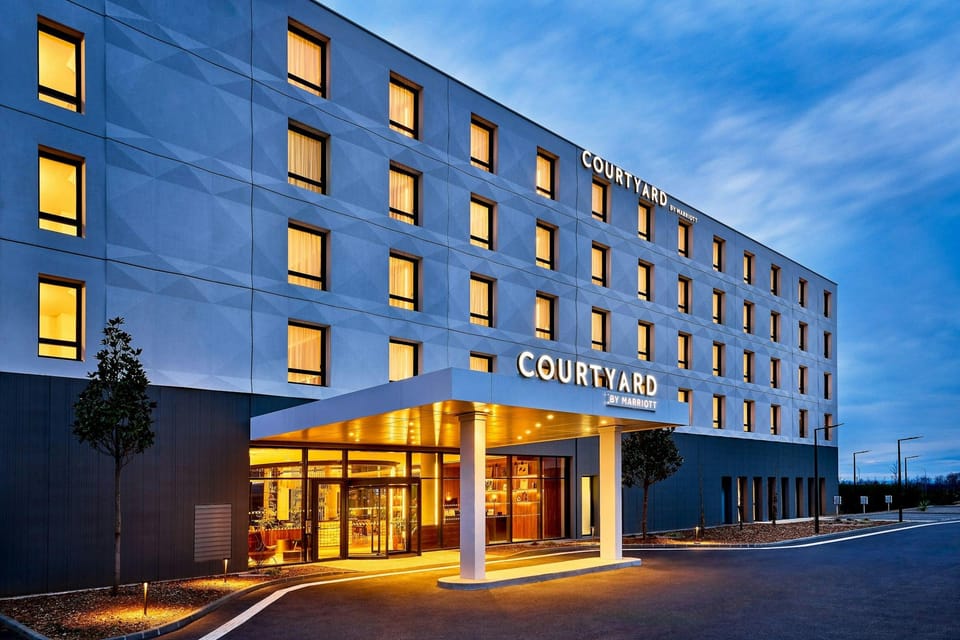 Courtyard by Marriott Lyon Eurexpo Stadium Hotel in Auvergne-Rhône-Alpes