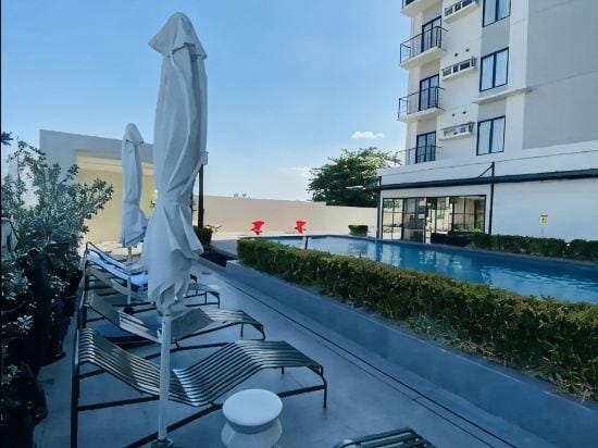 The Median Unit 1808 Hotel in Lapu-Lapu City