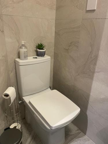Grays Inn Road - Room 1 Hotel in London Borough of Islington