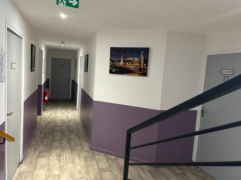 Hotel Saint - Charles Hotel in Île-de-France