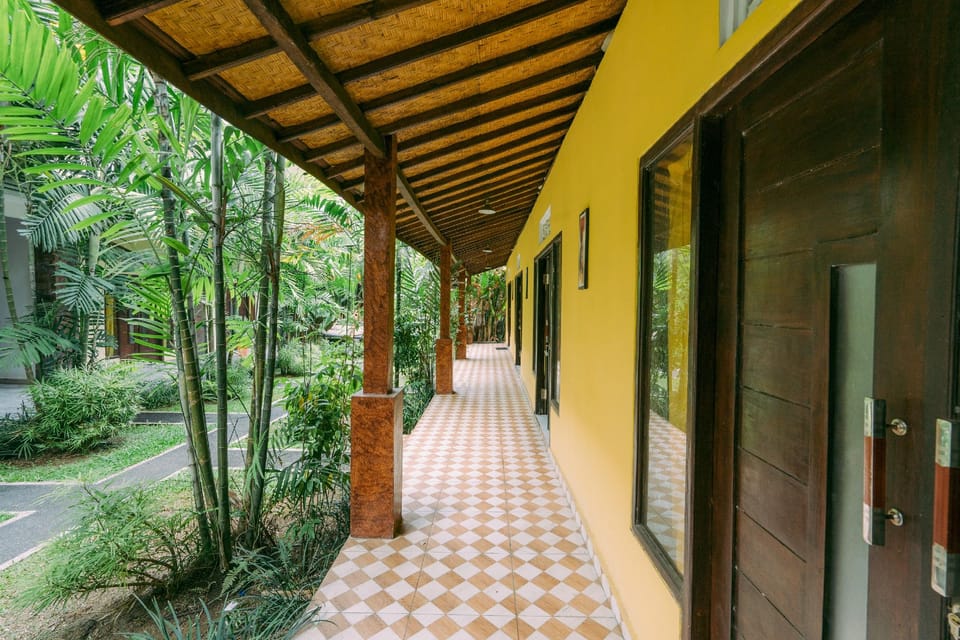 RedDoorz @ Saren Anyar Homestay Lukluk Hotel in Abiansemal