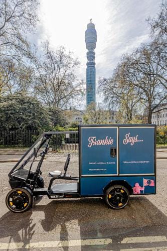 So Glamourous Pad -  Fitzrovia - by Frankie Says Hotel in London Borough of Islington
