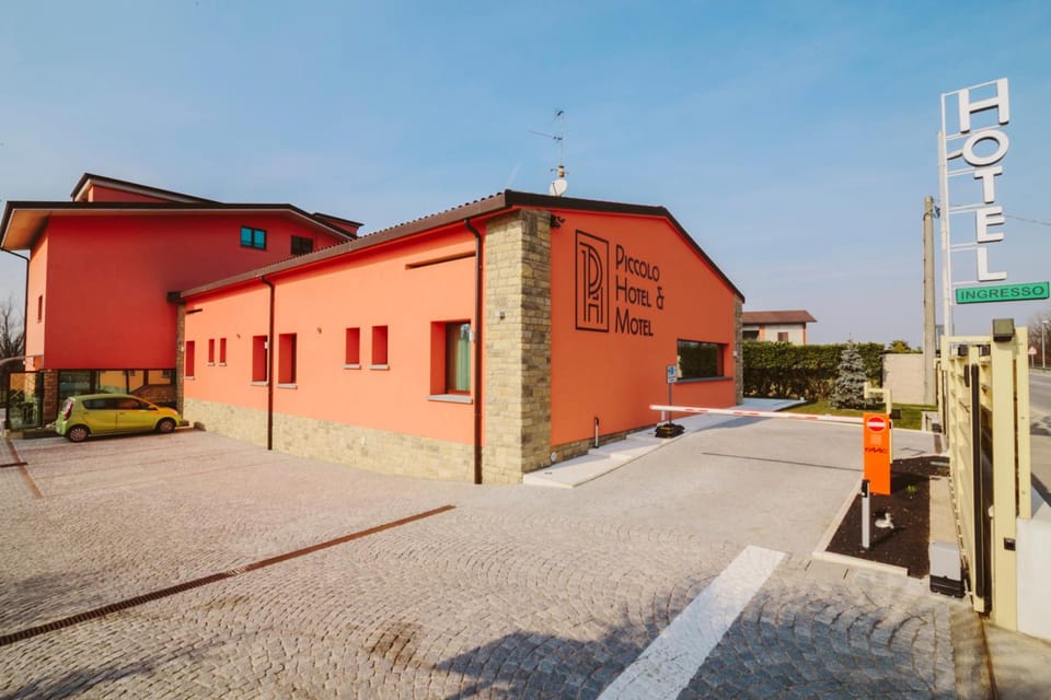 Piccolo Hotel Hotel in Lombardy
