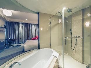 Madison Shanghai Hongqiao Hotel in Shanghai