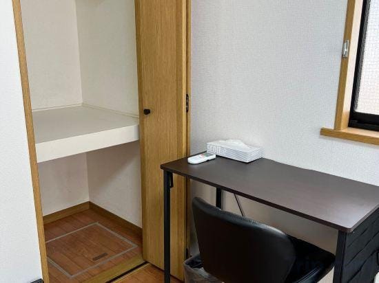 Fuji Flat Hotel in Shinjuku