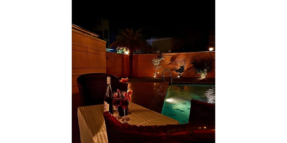 Touchwood By Stellar Stays Hotel in Maharashtra