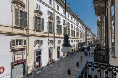 Bligny Zero by Apartments To Art Hotel in Turin