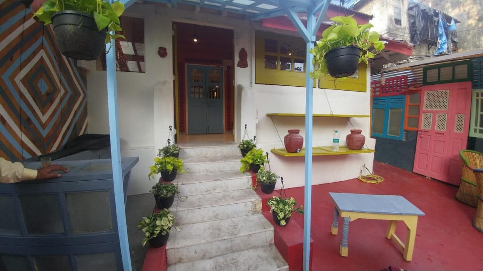 Namastey Mumbai Backpackers Hostel in Mumbai