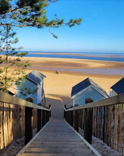 Saltmarsh Rooms at Armeria in Wells next the Sea Hotel in Wells-next-the-Sea