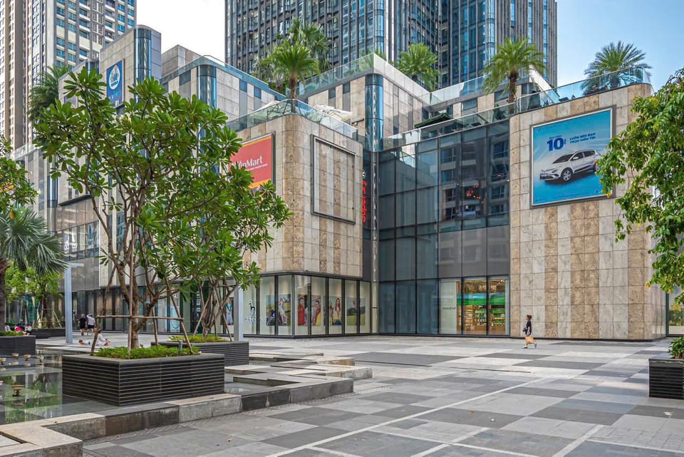 Somi Luxstay LP  Hotel in Ho Chi Minh City