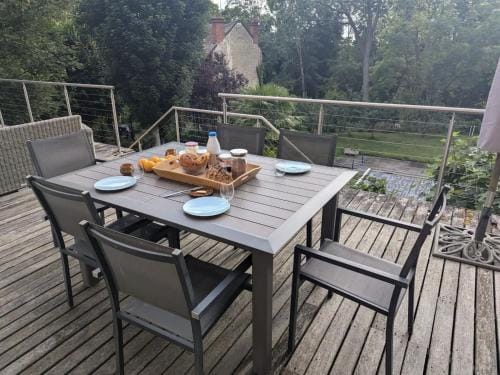 Au Bonheur des Voyageurs, 30' de Paris Hotel in Poissy