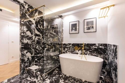 Chic house - 3BR8P - TernesArc de Triomphe Hotel in Paris