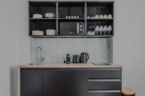 Charming Flat - 1BR4P - VoltaireNation Hotel in Paris