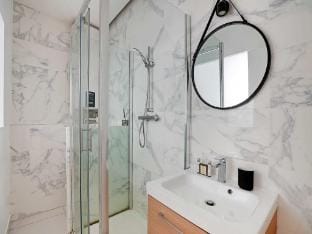 Apartment in Bastille with 1 room Hotel in Paris