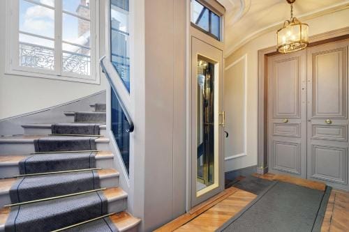 Charming apartment - 1BR4P - ChaillotTrocadero Hotel in Paris