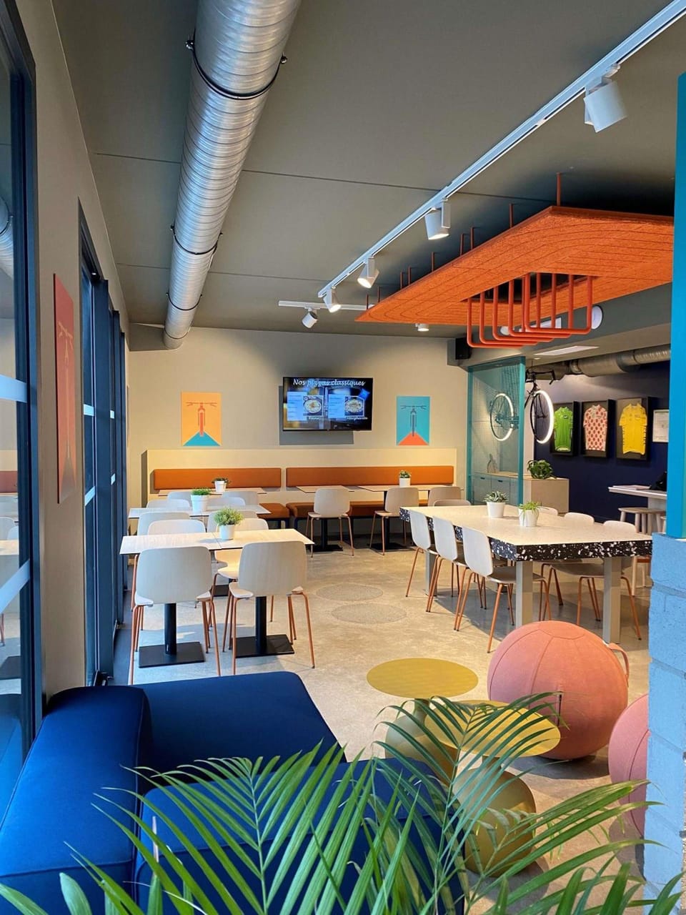 Bar/lounge