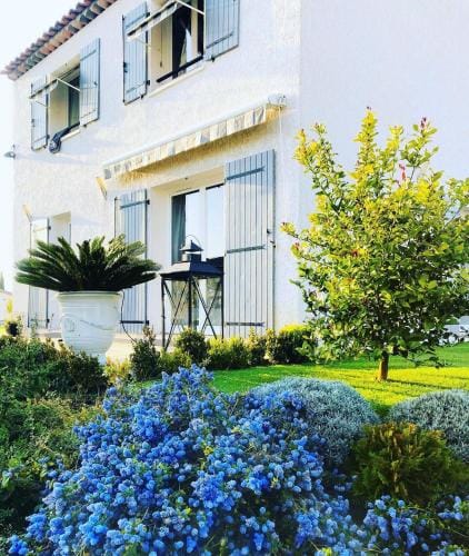 Villa Maolo Hotel in Roquebrune-sur-Argens