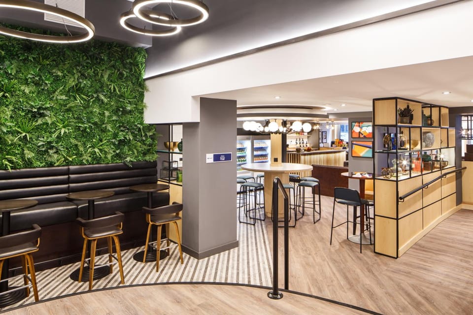 Bar/lounge