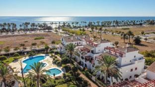 Noray Ingemar Bajo A Hotel in Marbella