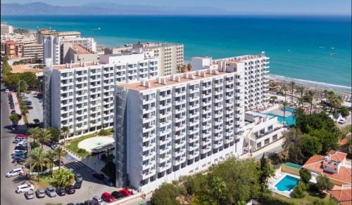 Ocean House Costa del Sol apartamentos varios by Costa del Sol Stay Hotel in Torremolinos
