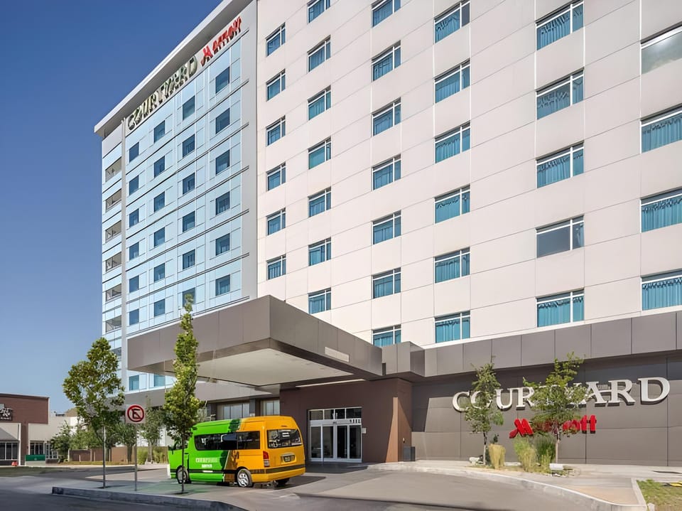 Fidelity Hotel Hotel in Cleveland Heights
