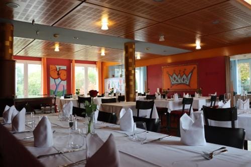Hotel & Restaurant Reinacherhof Hotel in Switzerland
