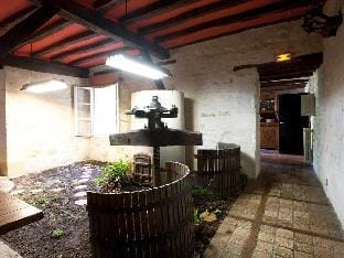 Hostellerie Les Hauts De Sainte-Maure-De-Touraine Hotel in Centre-Val de Loire