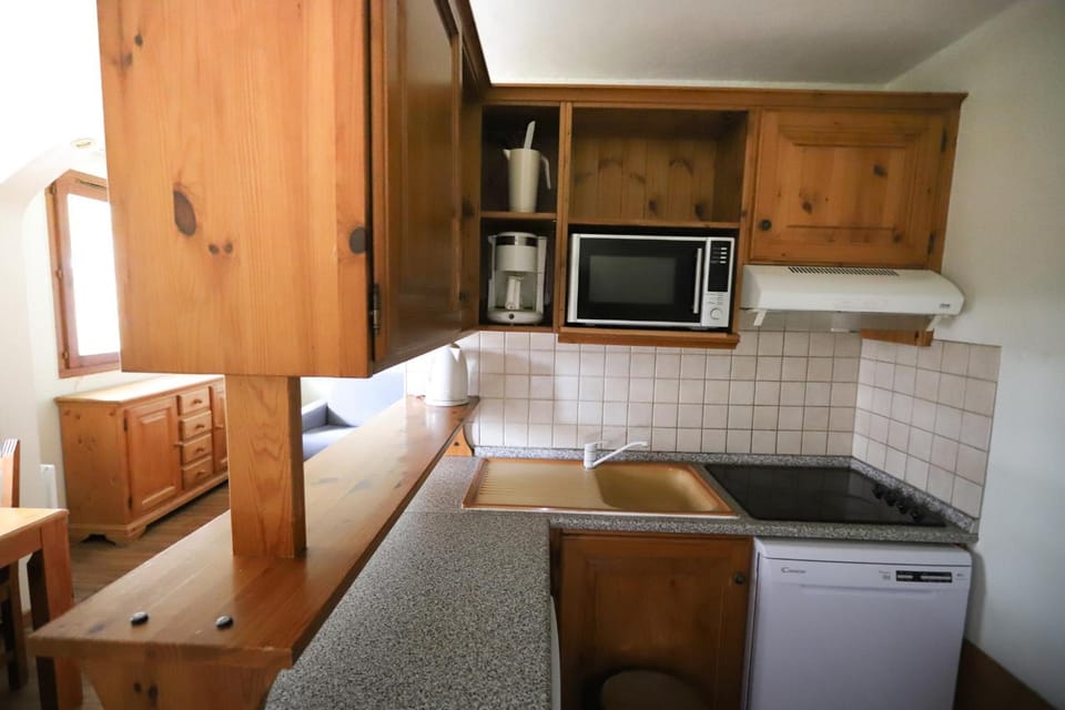 Chalet Alpina residence Val Claret Apartment hotel in Tignes