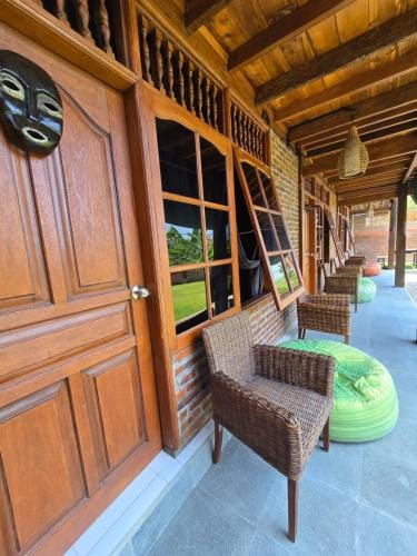 Riverside Medewi Hotel in Pekutatan