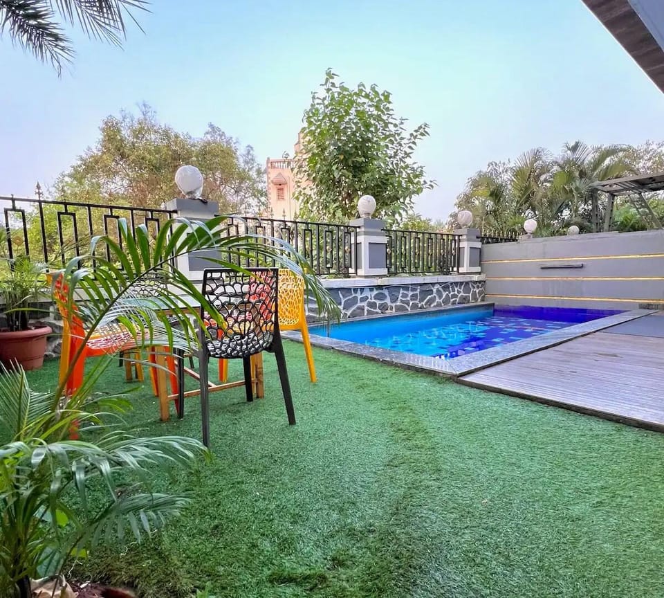 Scarlet By Stellar Stays Hotel in Lonavla
