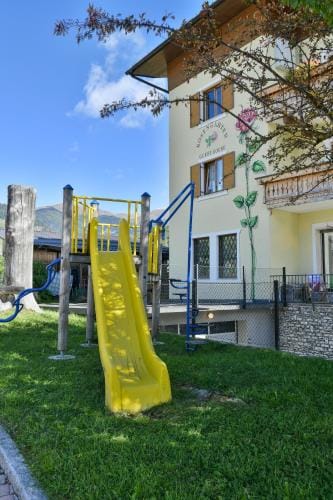 Hotel Savoia Hotel in Dobbiaco