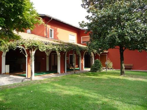 Gelindo dei Magredi Casa Rossa Hotel in Friuli-Venezia Giulia