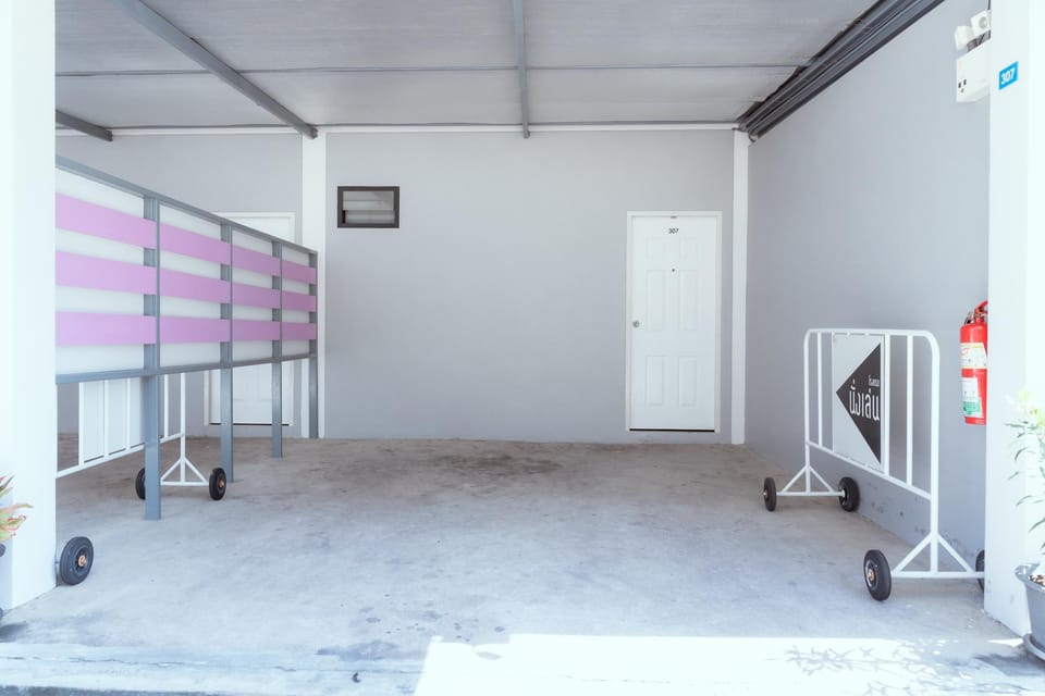 Parking lot