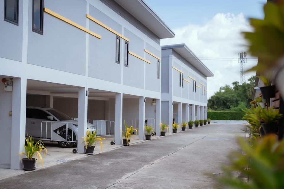Parking lot